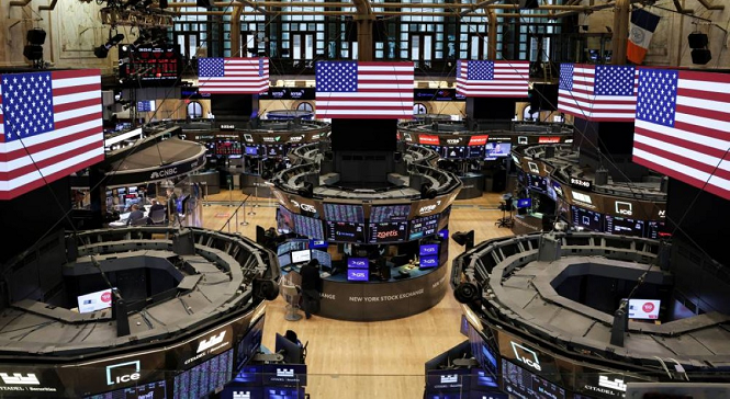 انهيار وول ستريت… خطر عالمي؟